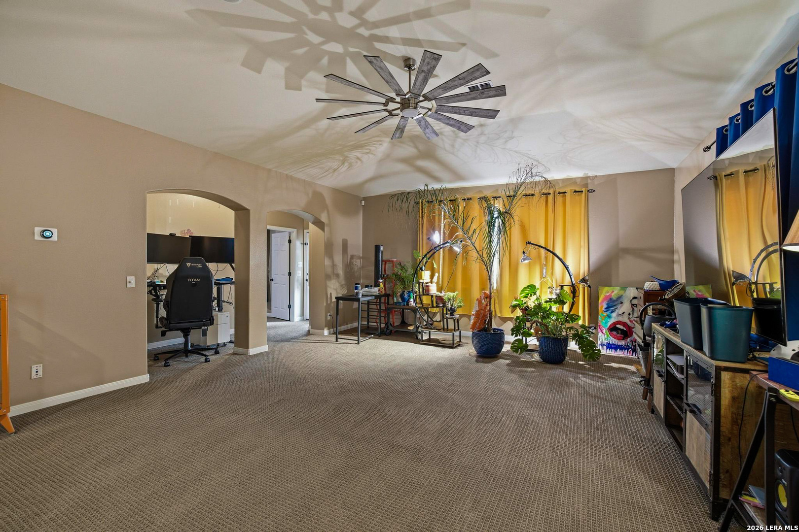 main property photo 19