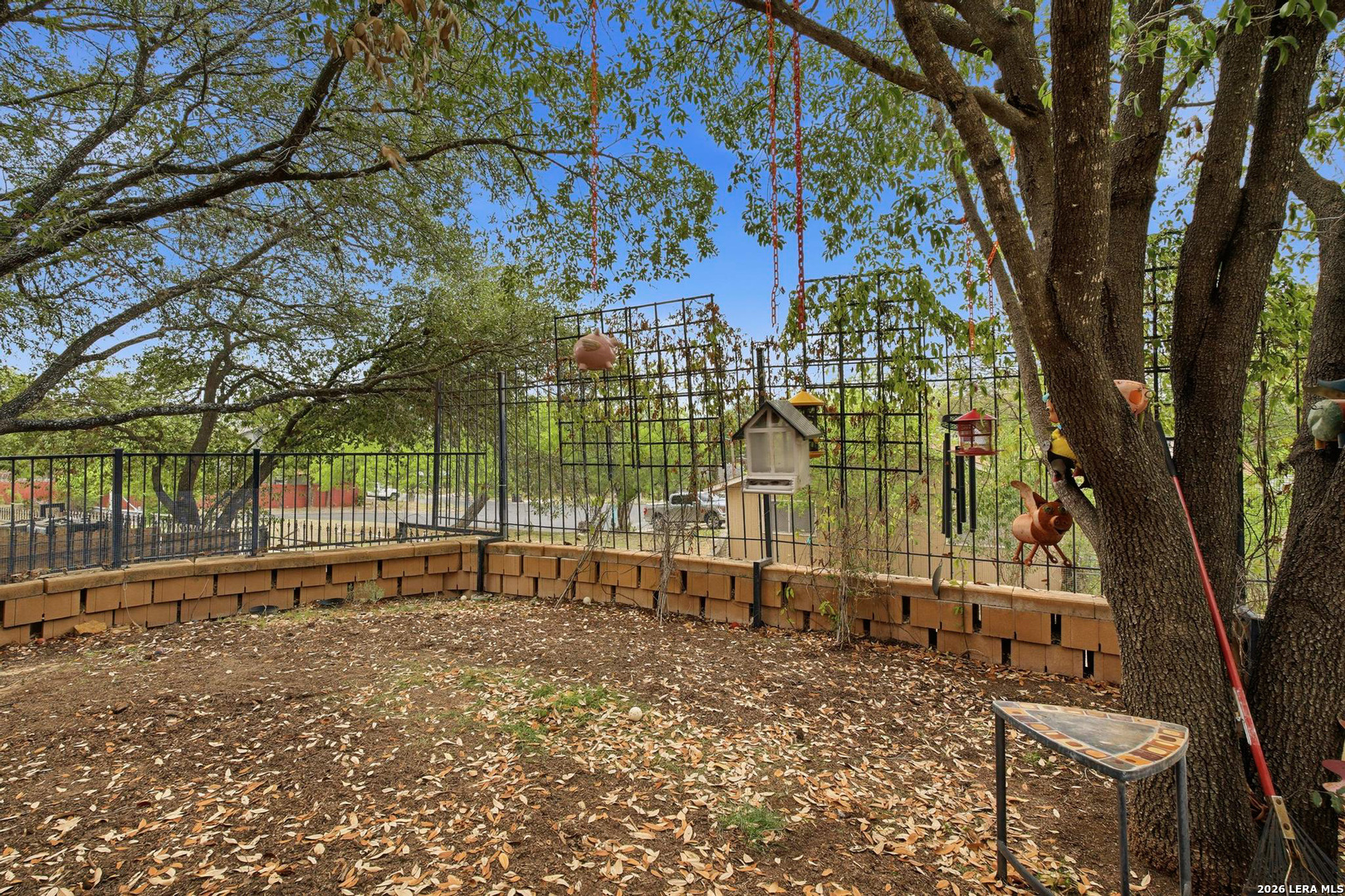 main property photo 35