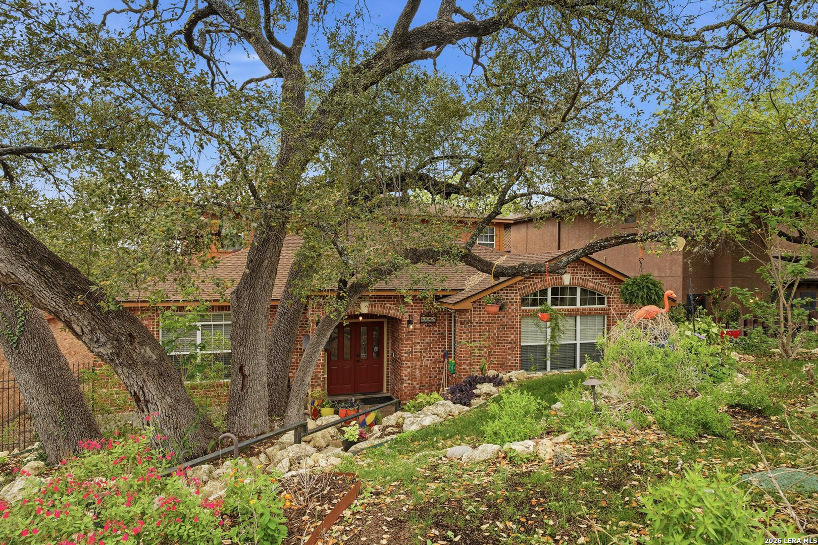 main property photo 37