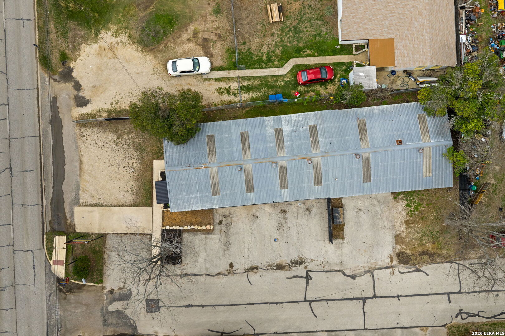main property photo 23