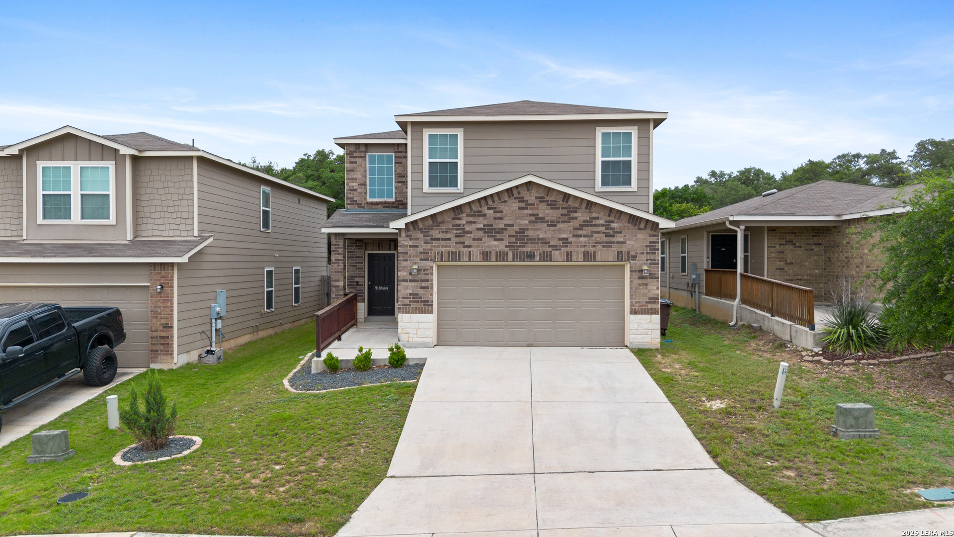 main property photo 25