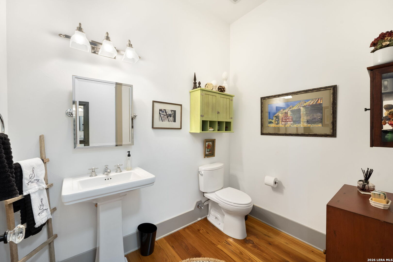 main property photo 21
