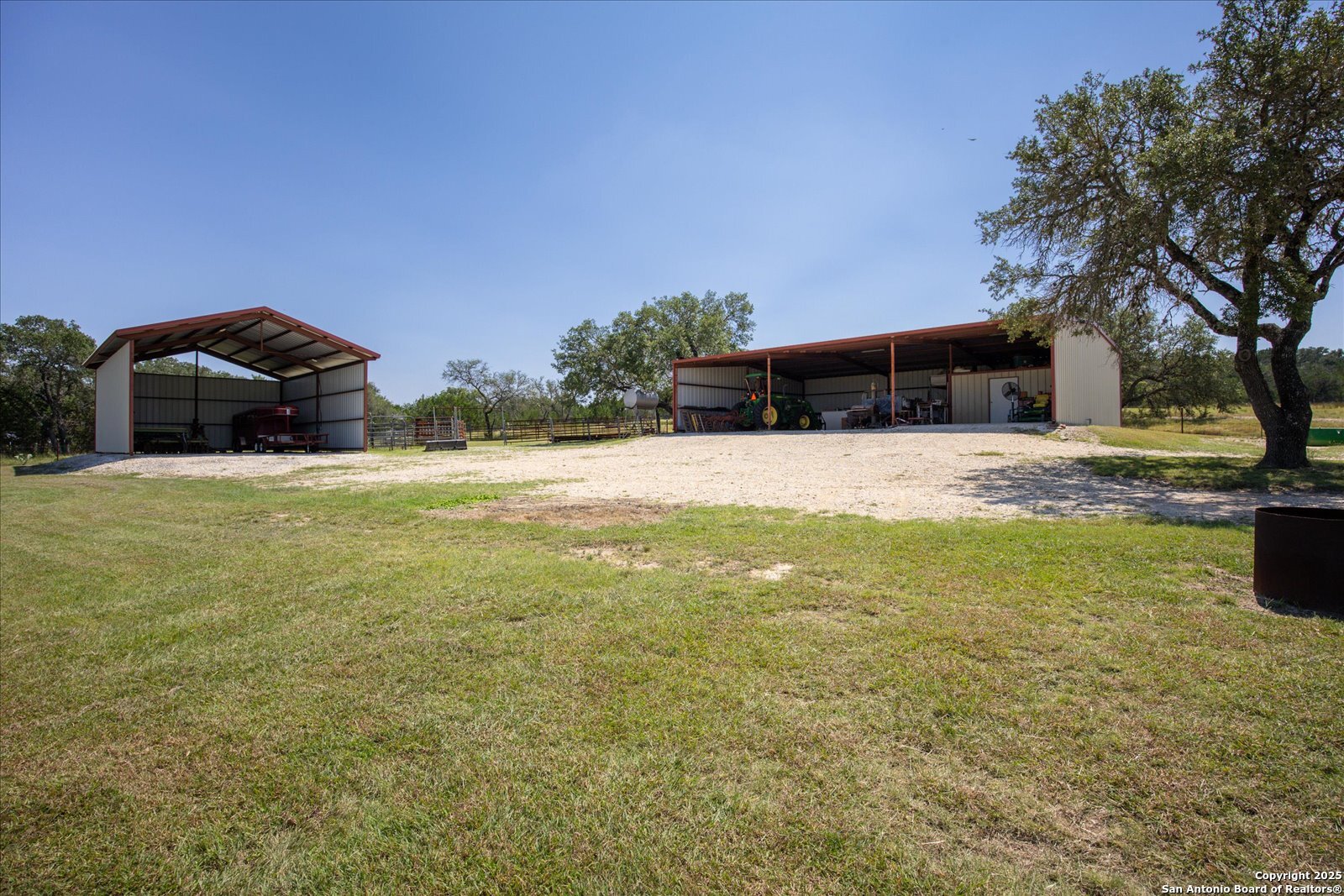 main property photo 39