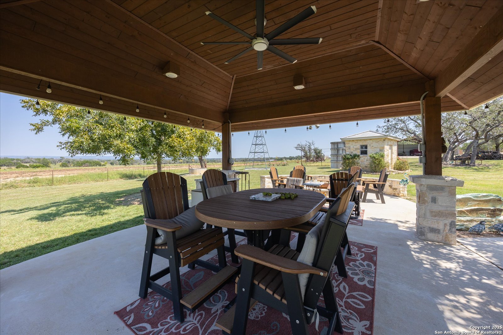 main property photo 36