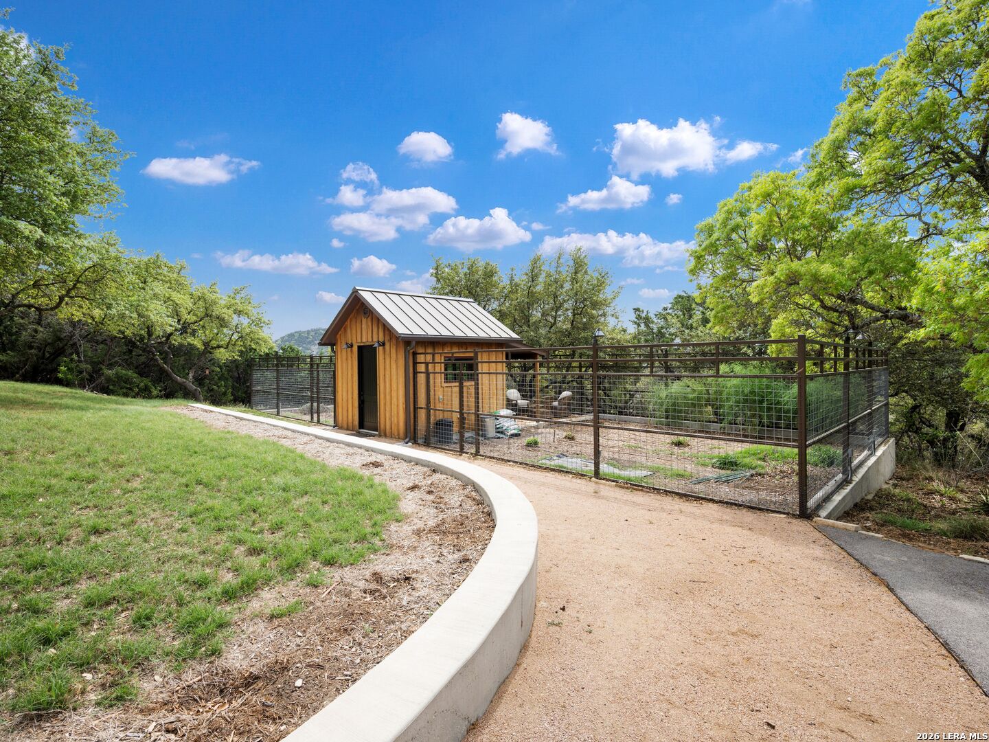 main property photo 49