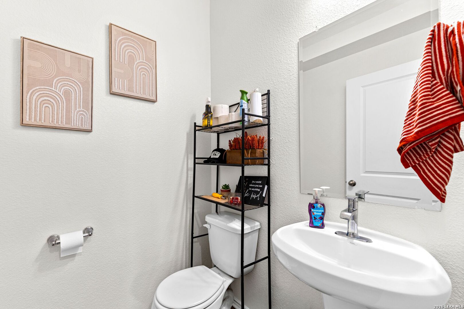 main property photo 14