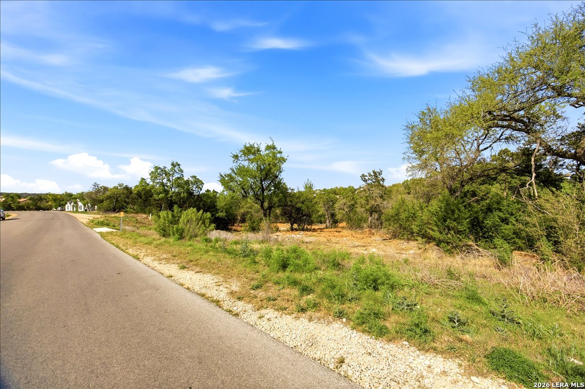 main property photo 25