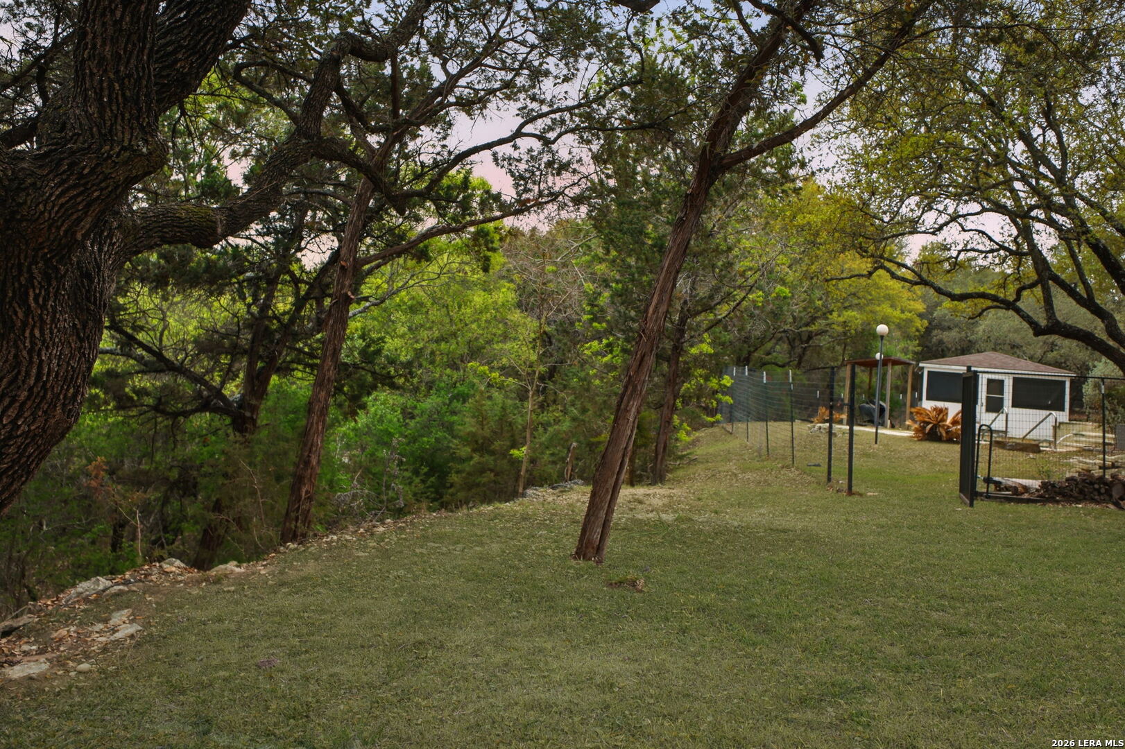 main property photo 50