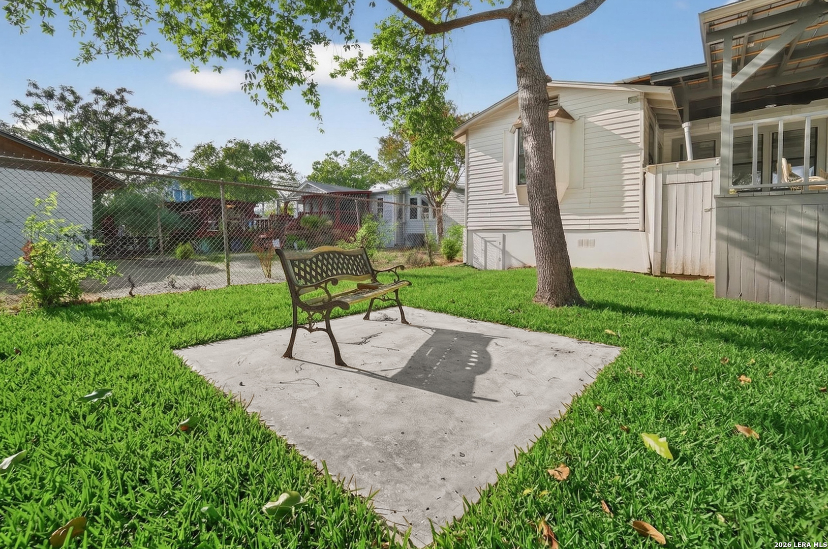 main property photo 41
