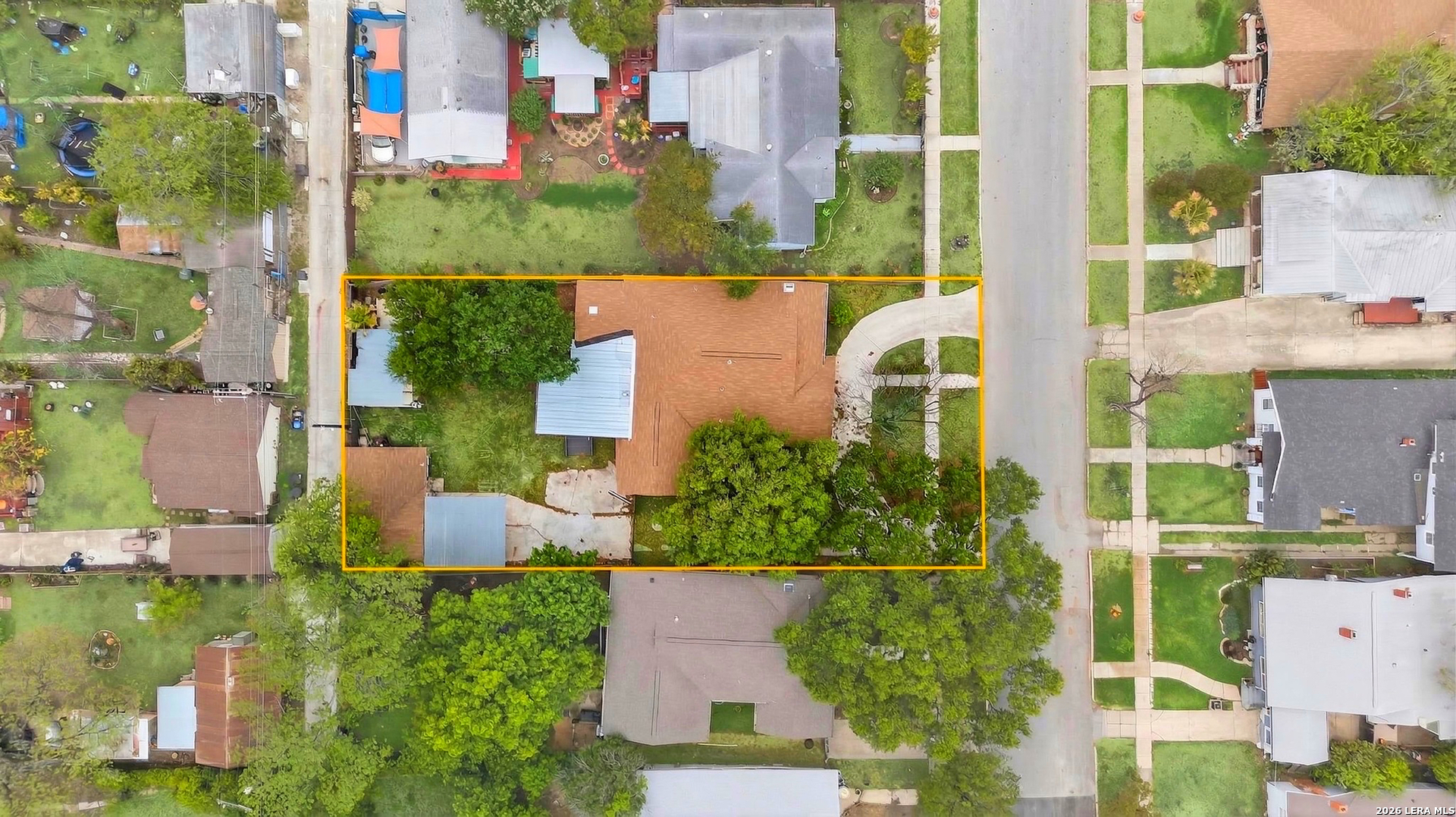 main property photo 43