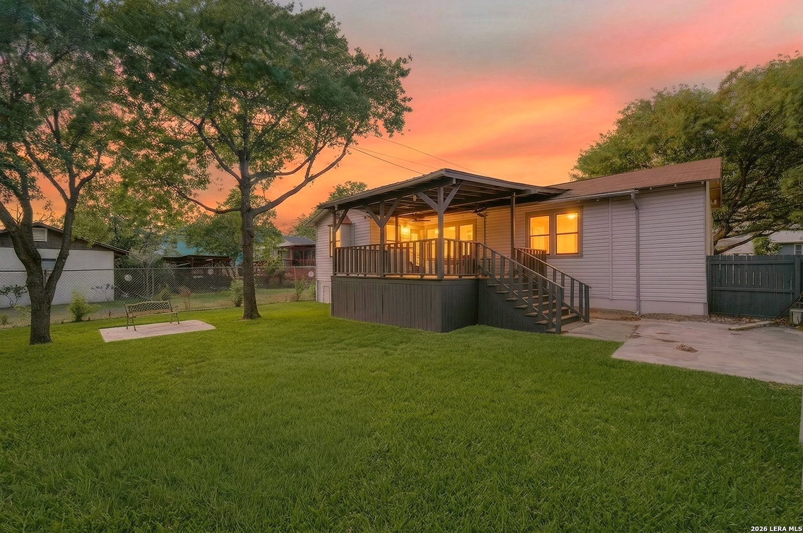 main property photo 5
