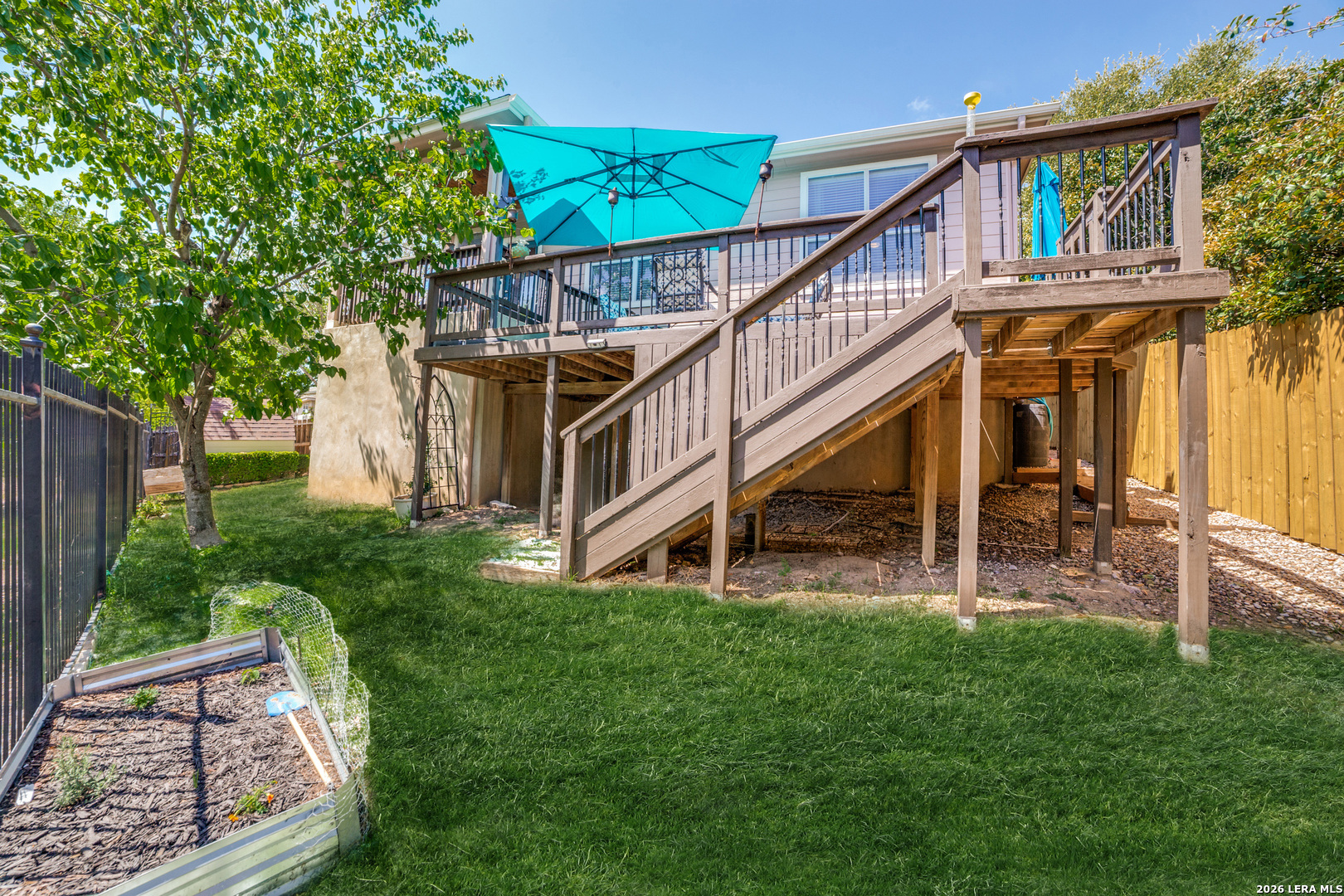 main property photo 24