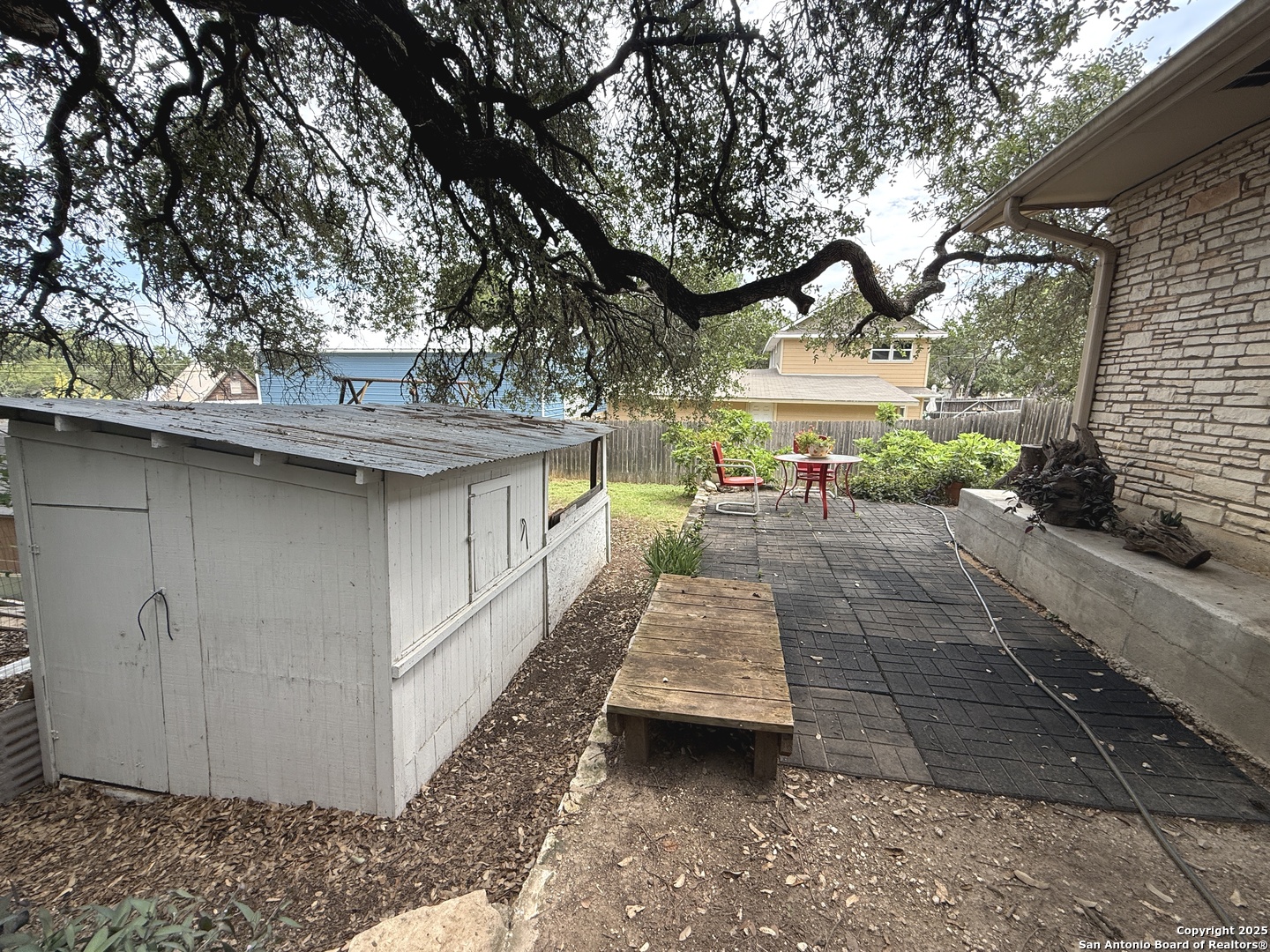 main property photo 41