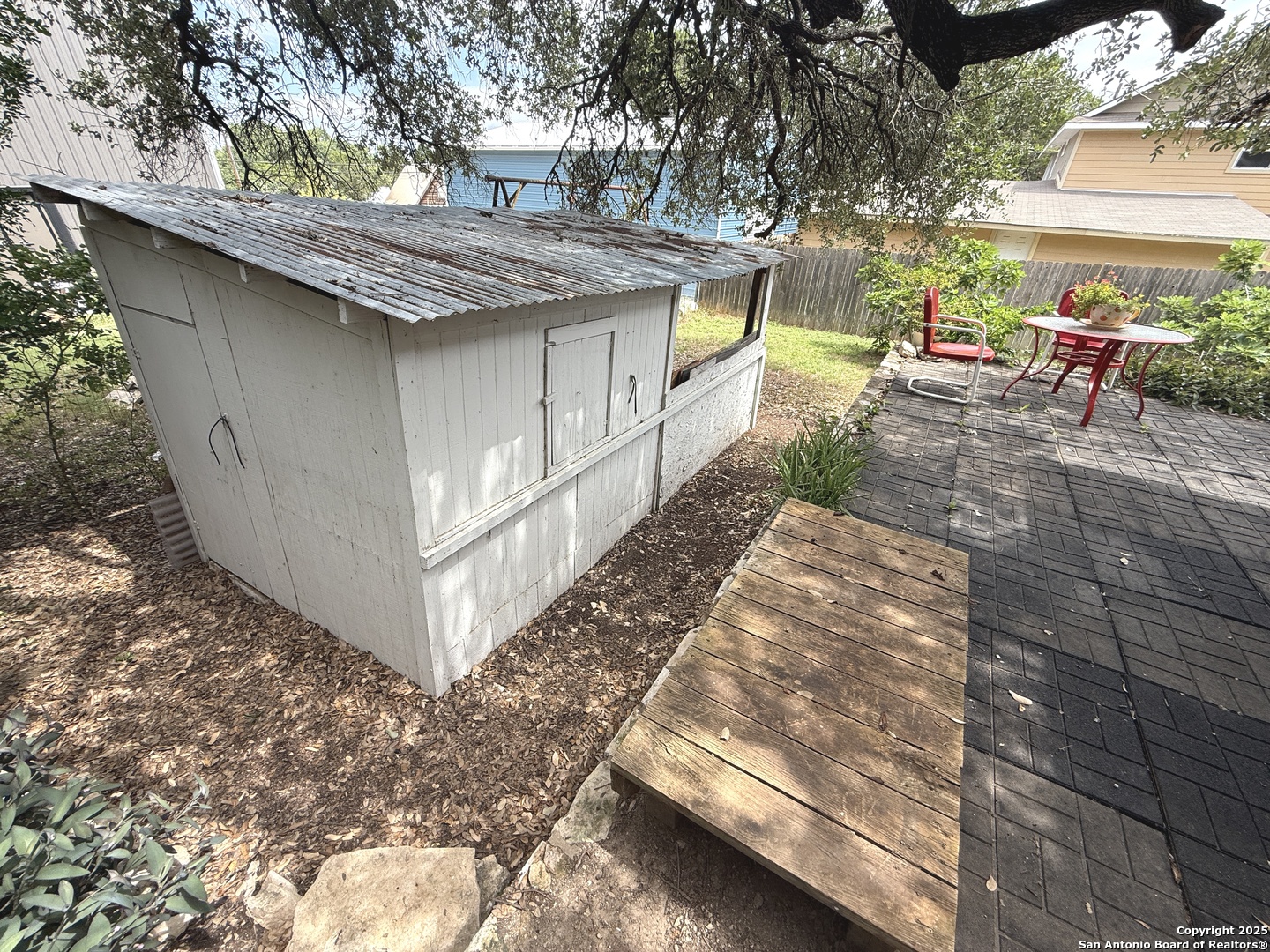 main property photo 42