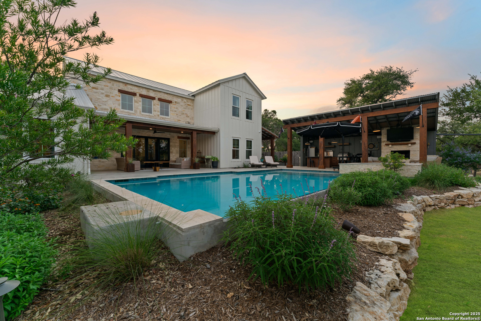 main property photo 60
