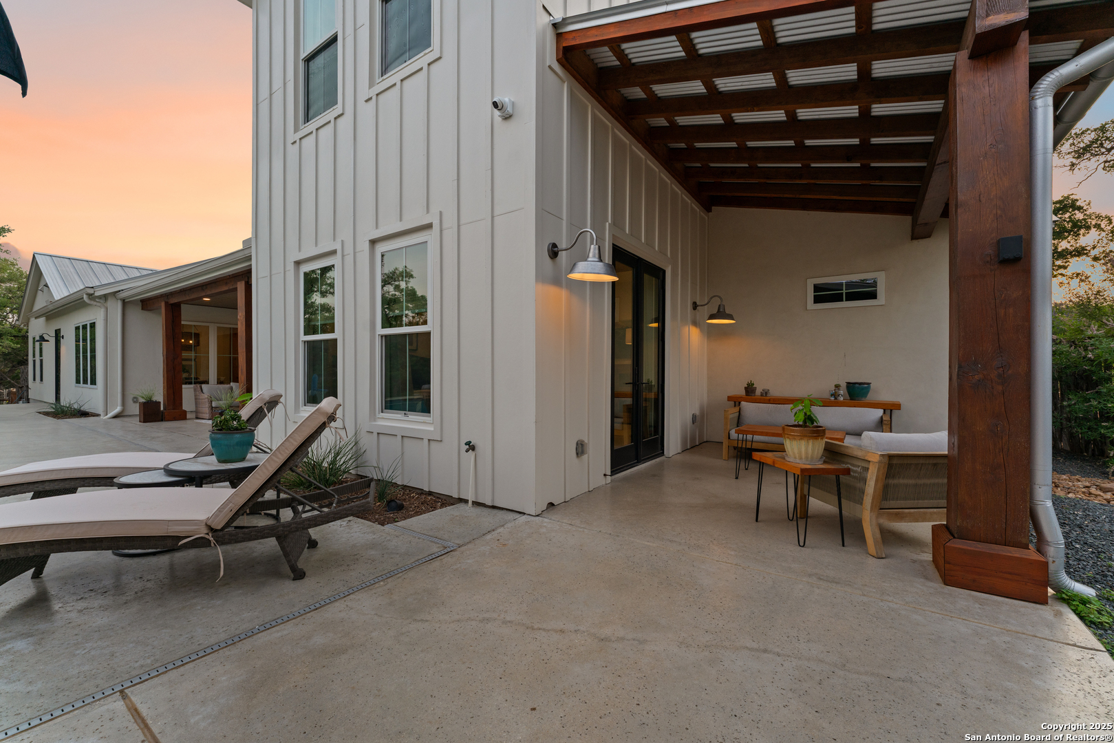 main property photo 65