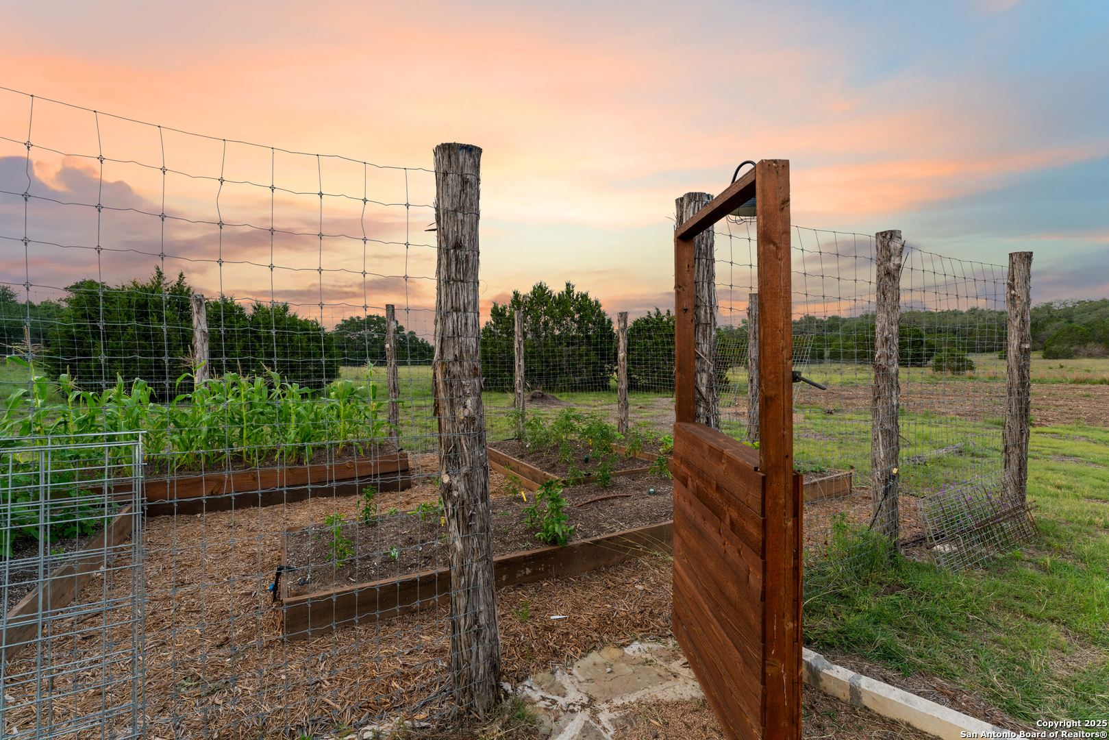 main property photo 77