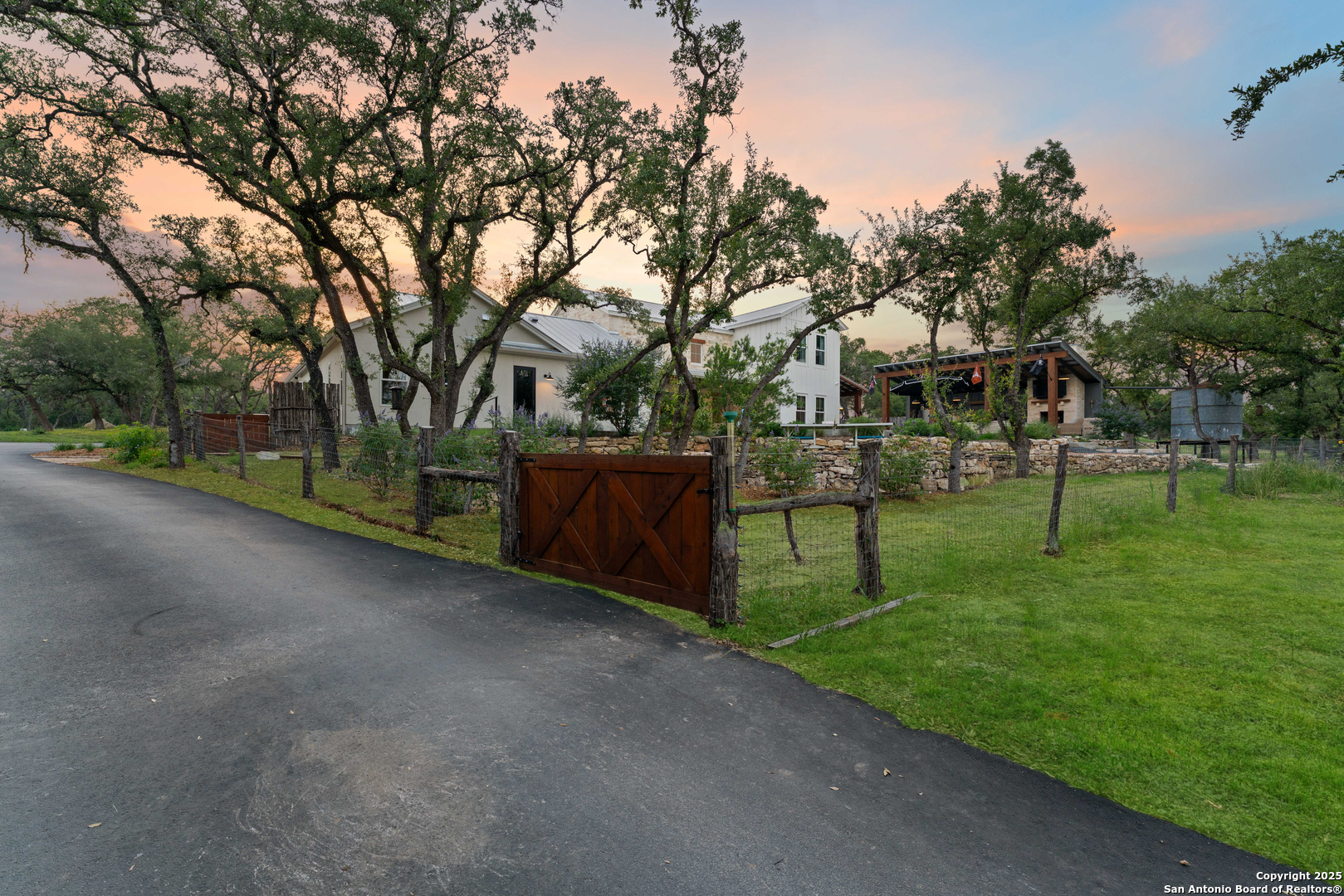 main property photo 93
