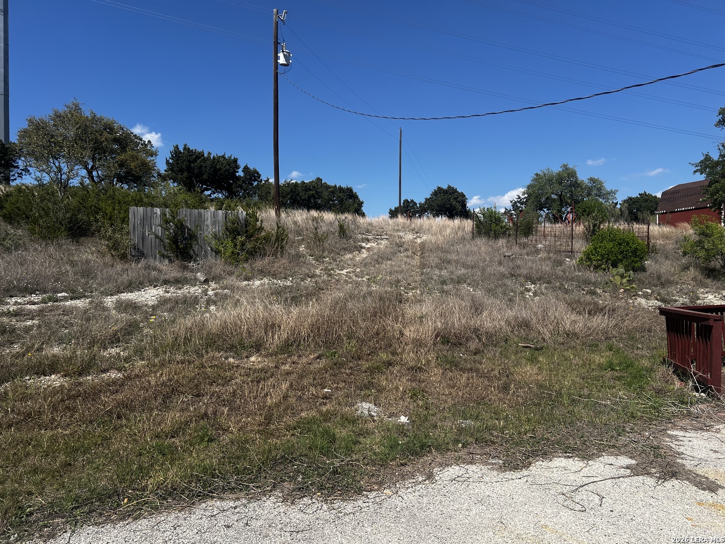 main property photo 23