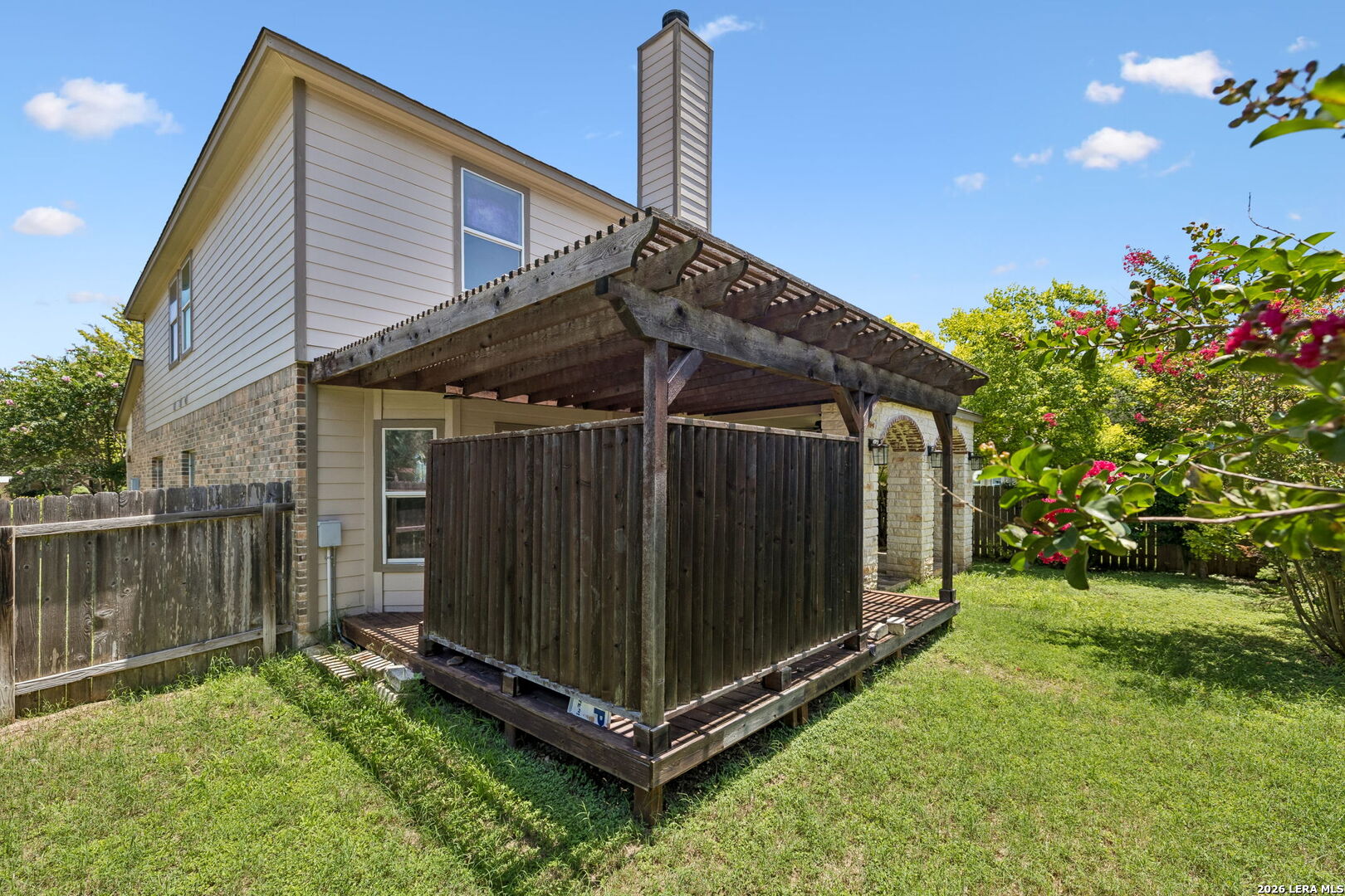 main property photo 23