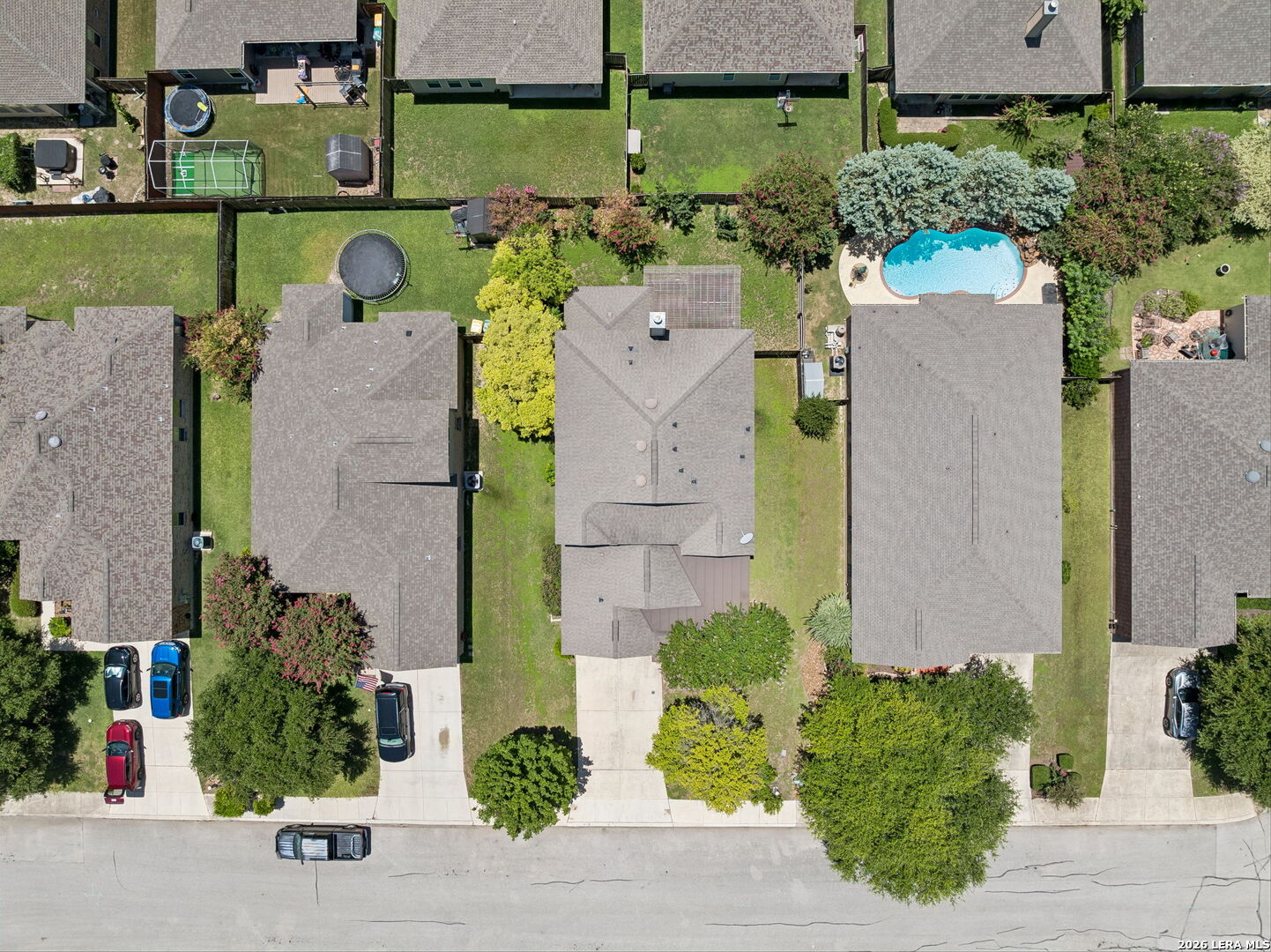 main property photo 24