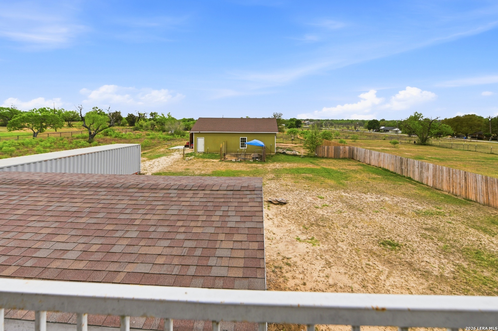 main property photo 25