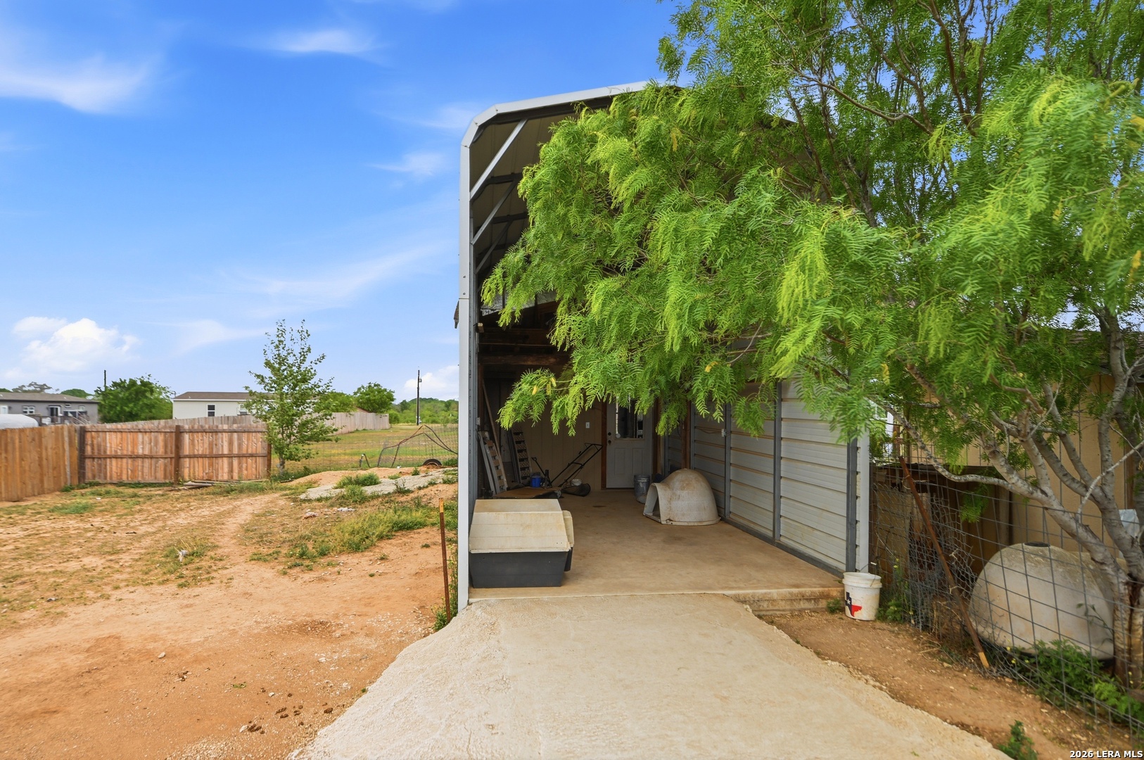 main property photo 38