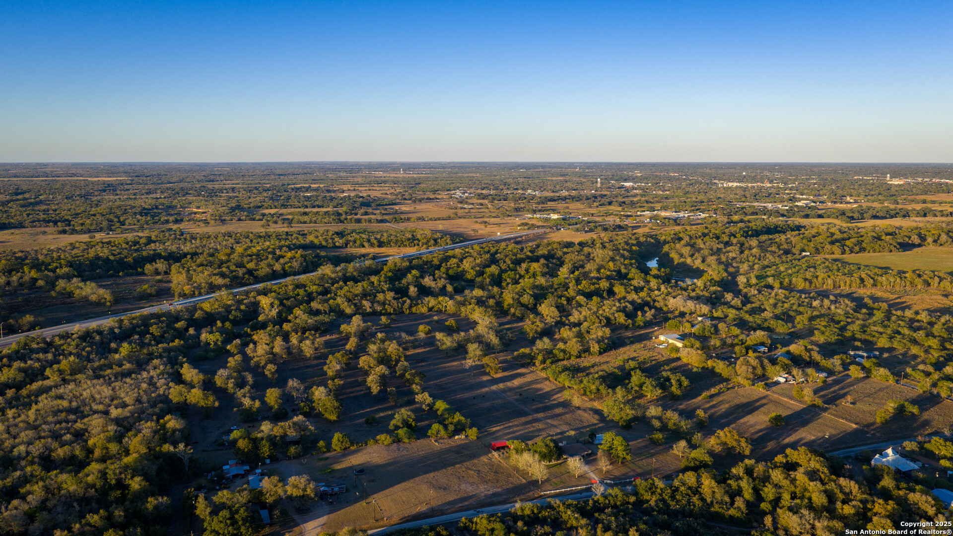 main property photo 15