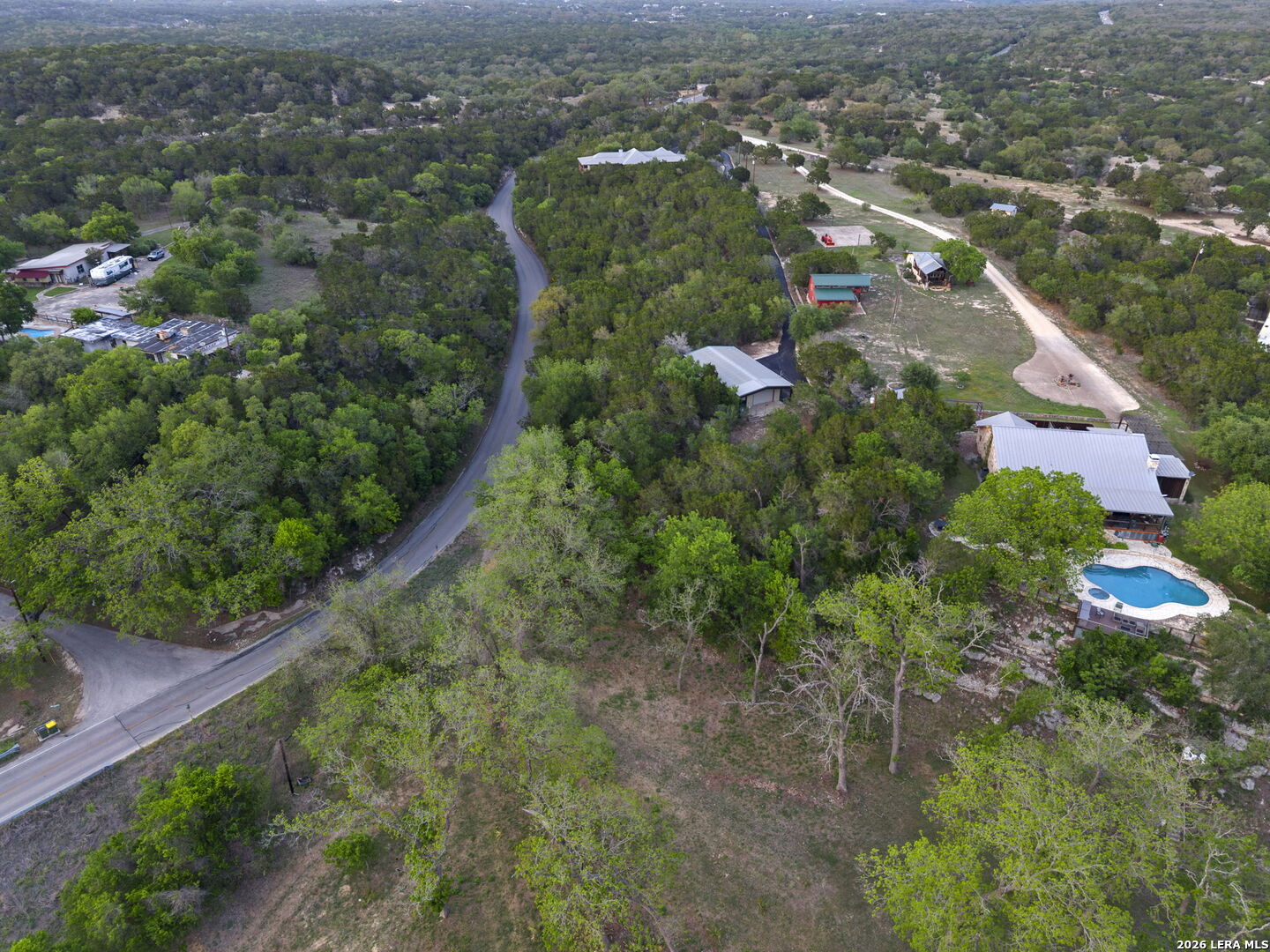main property photo 41