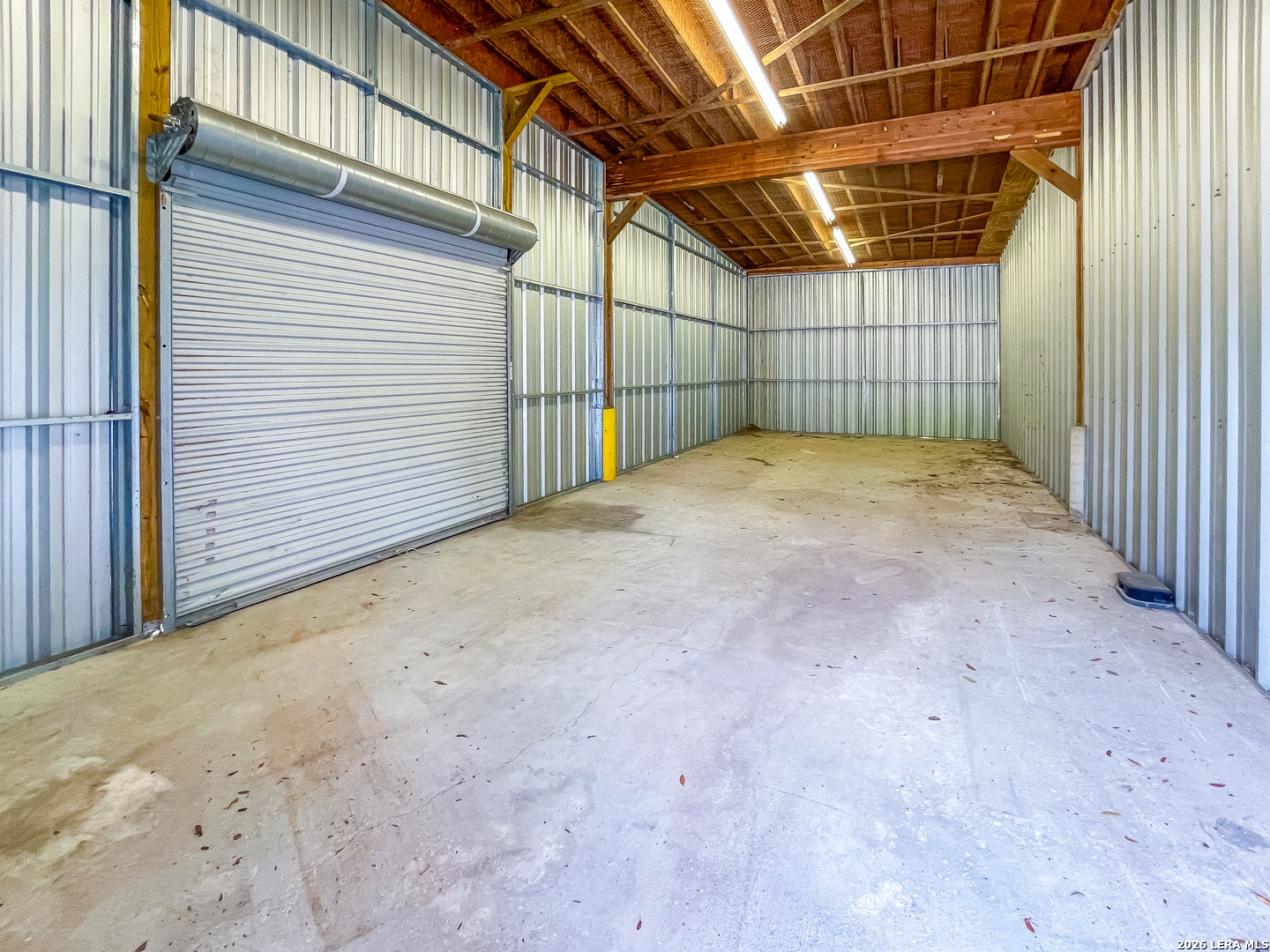 main property photo 49