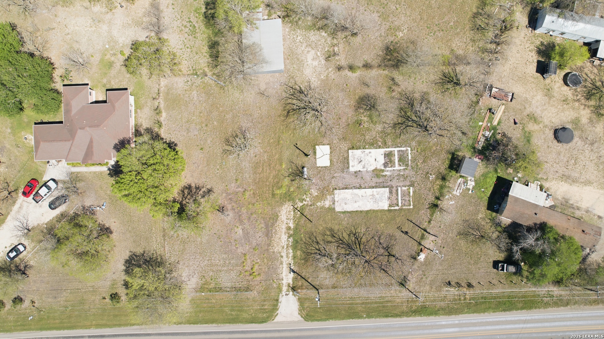 main property photo 6