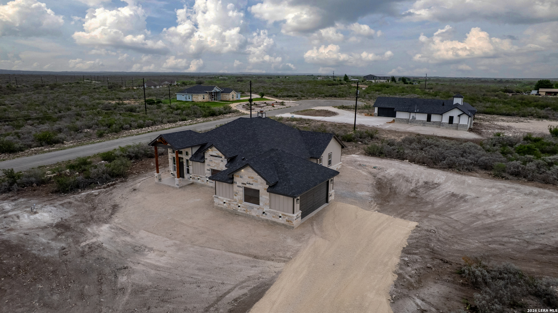 main property photo 21
