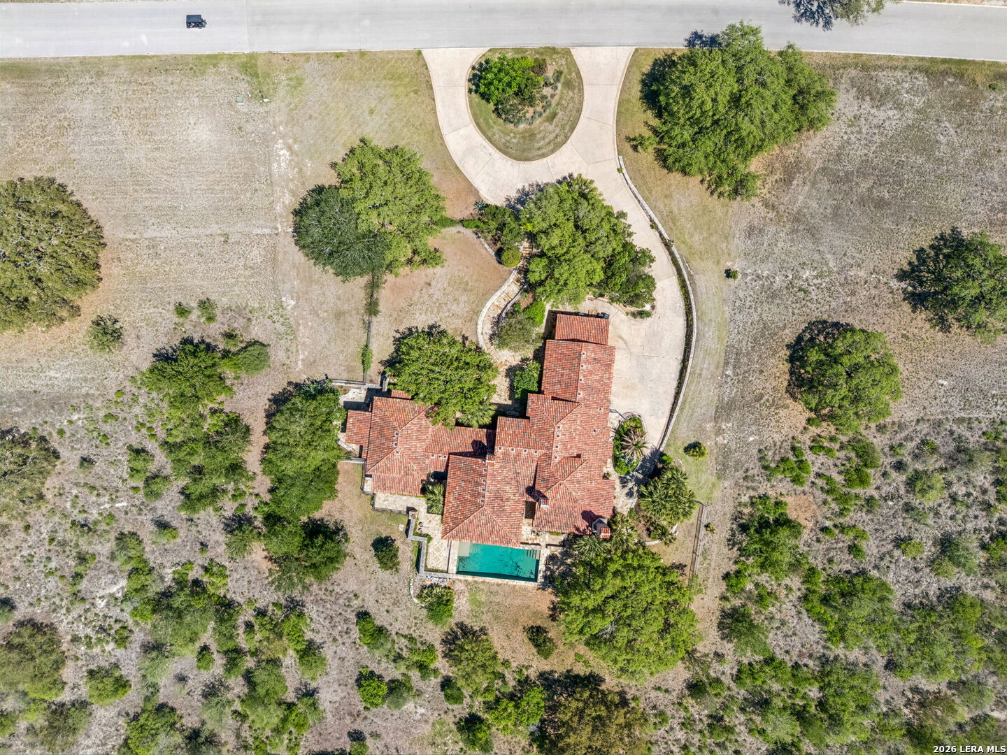 main property photo 41