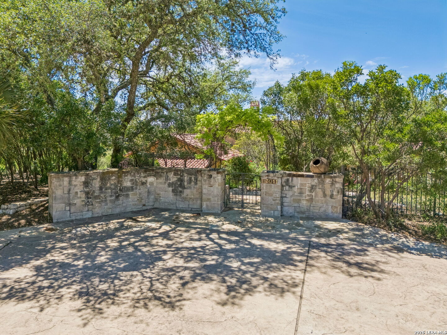 main property photo 42