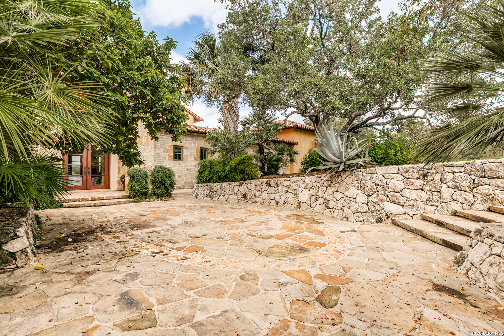 main property photo 46
