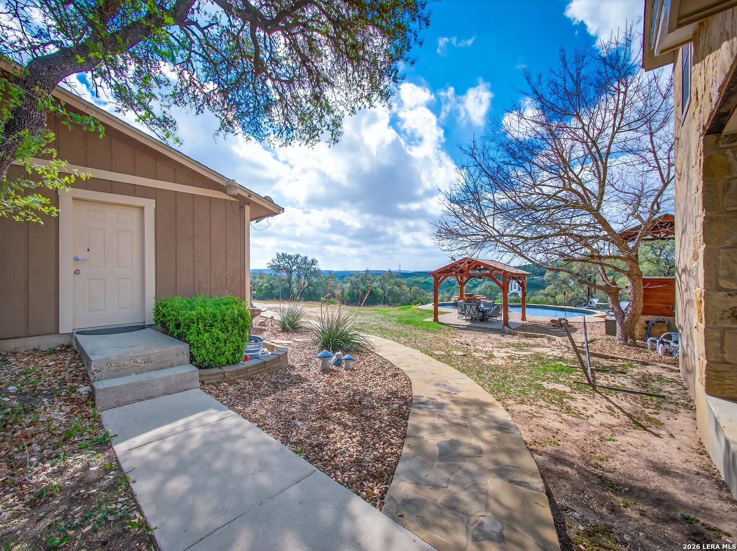 main property photo 46