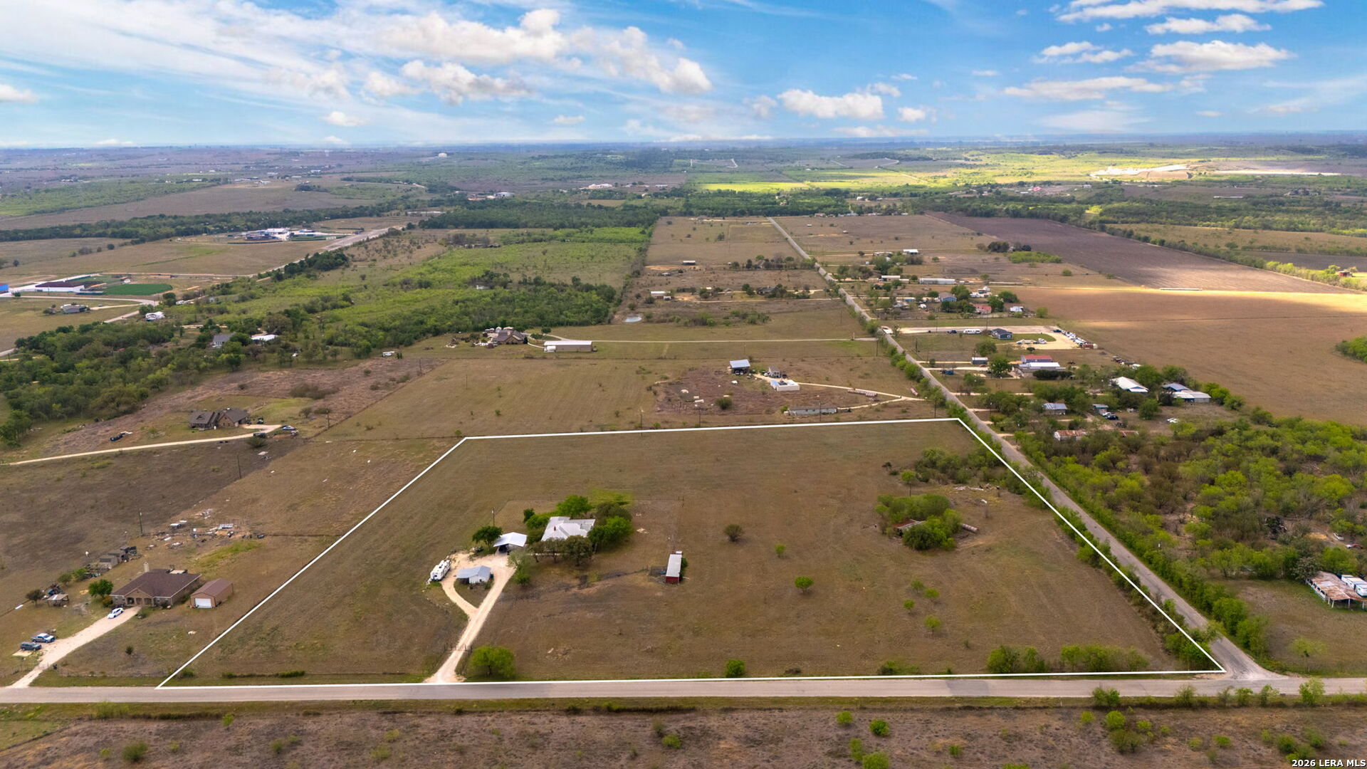 main property photo 27