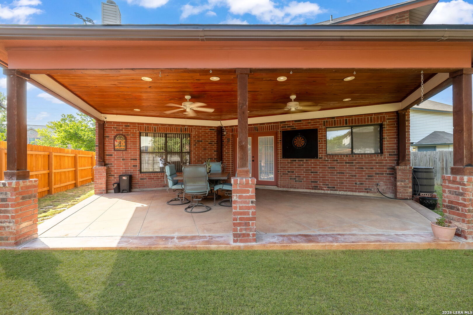 main property photo 29