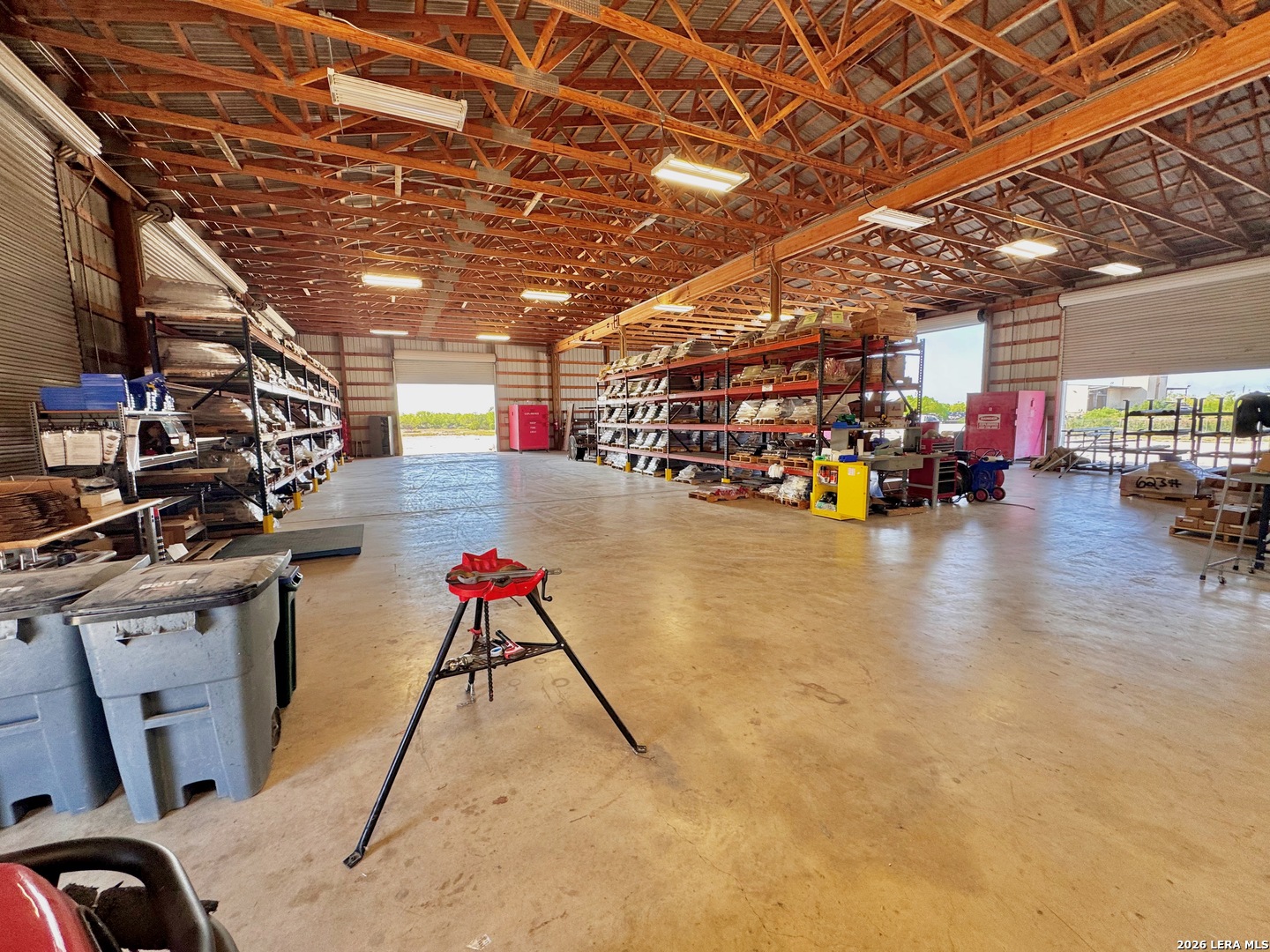 main property photo 18