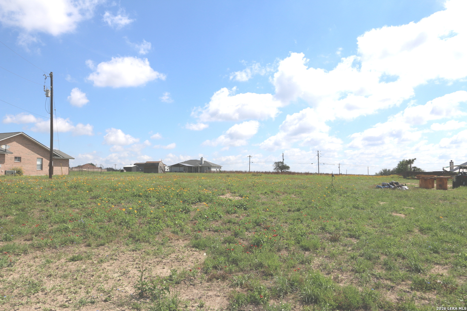 main property photo 9