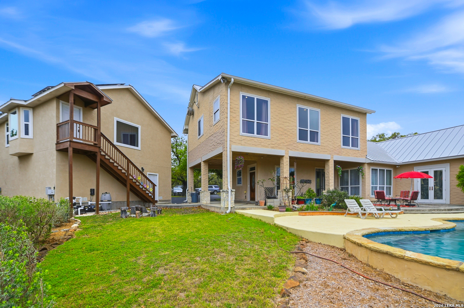 main property photo 42