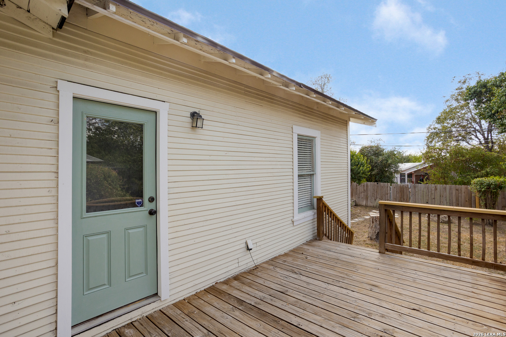 main property photo 23