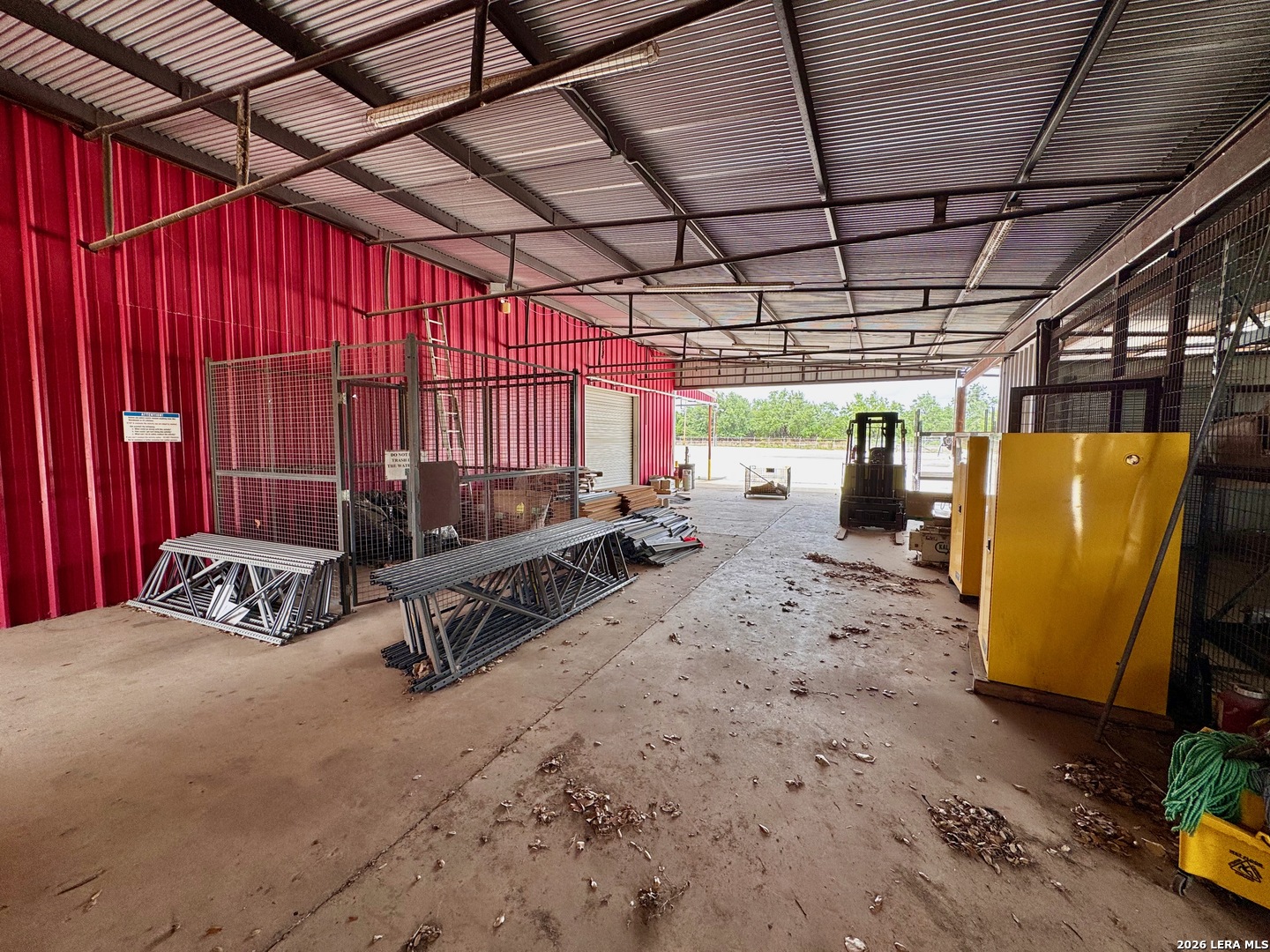 main property photo 24