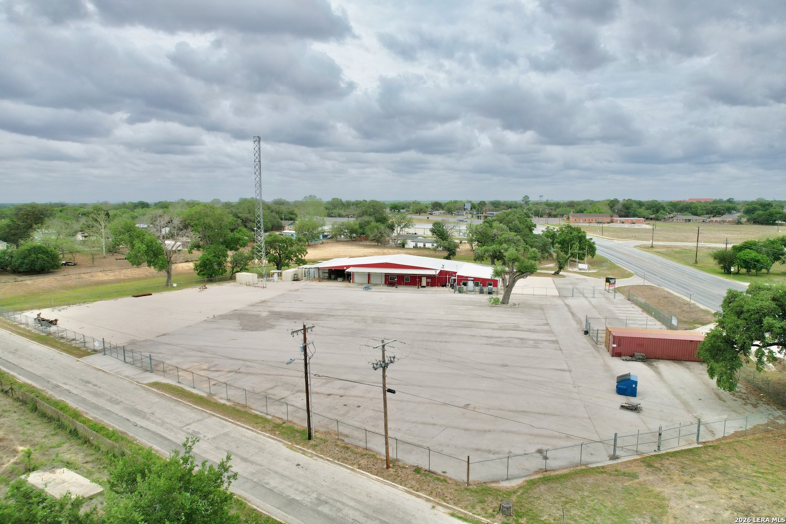 main property photo 3