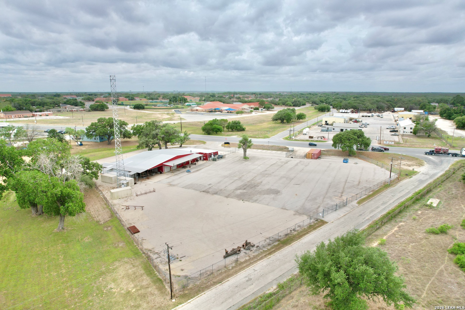 main property photo 4