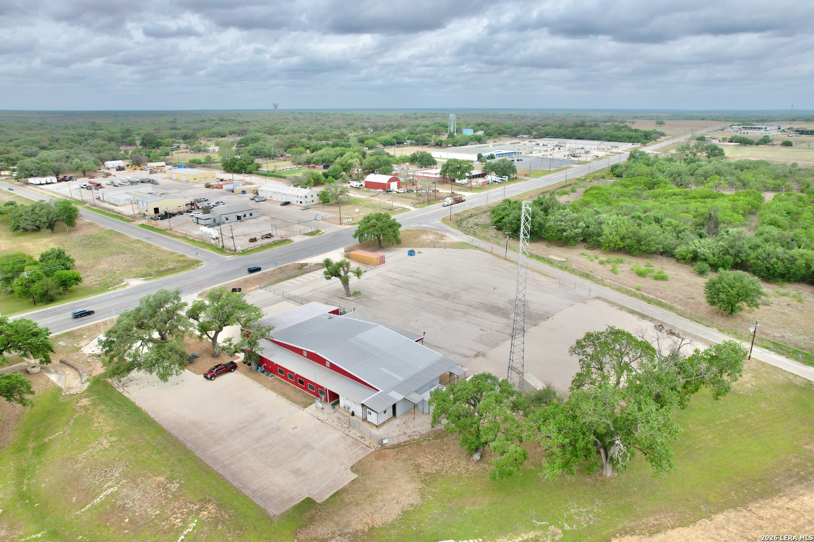 main property photo 6