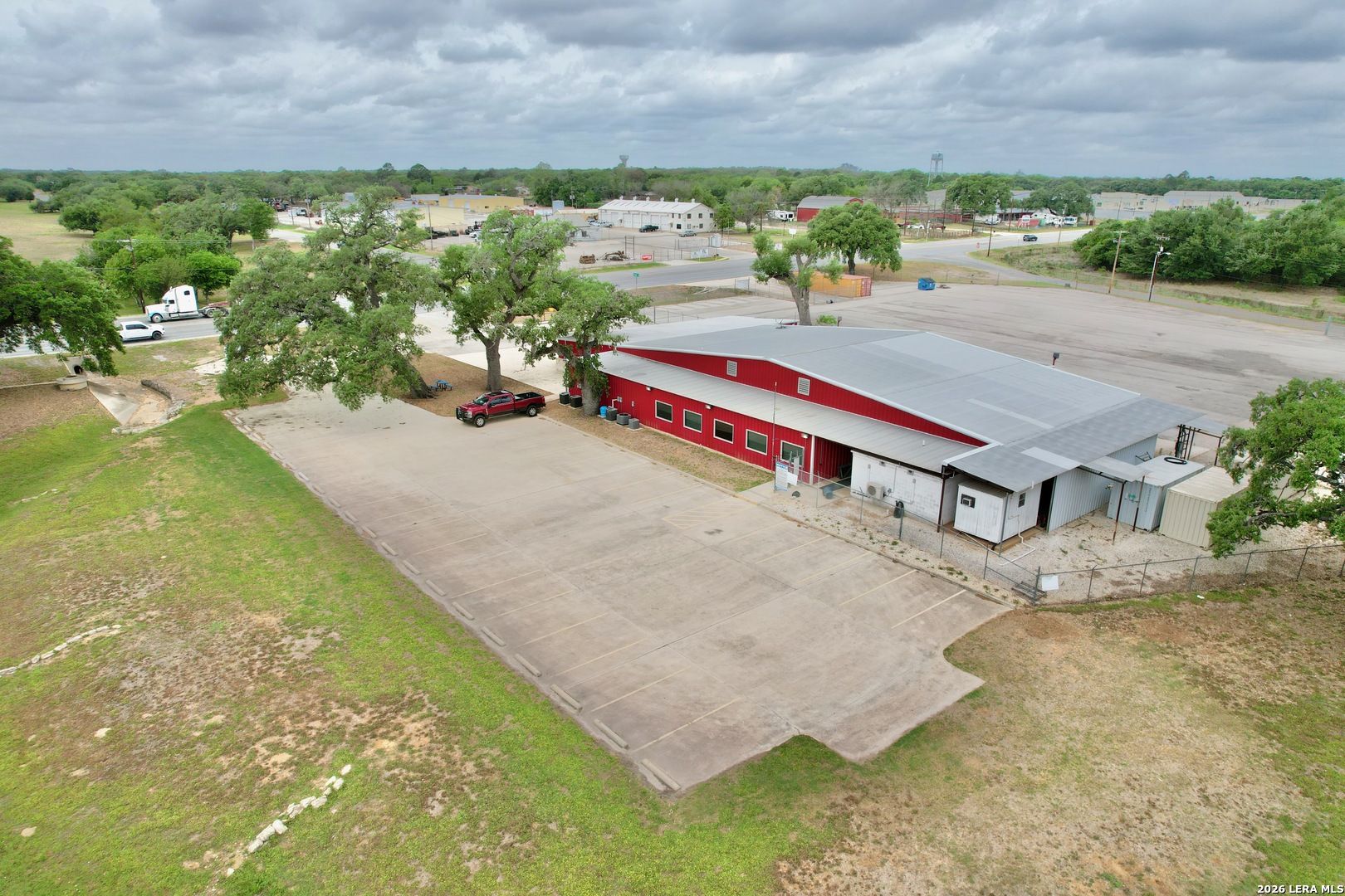 main property photo 7