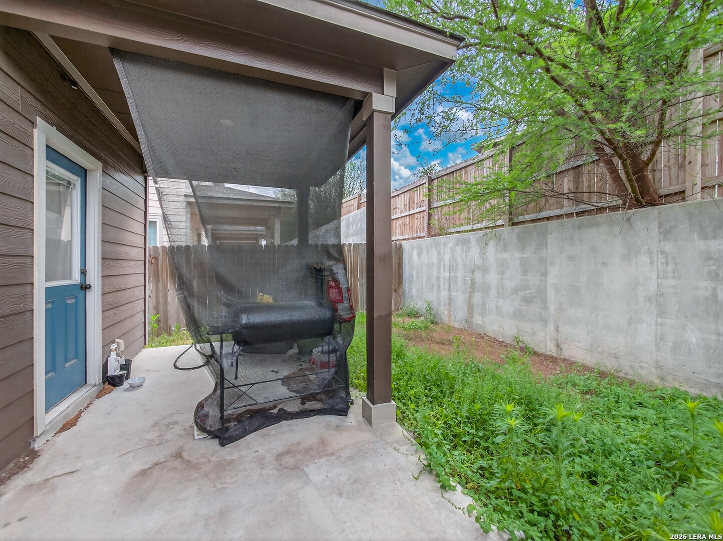 main property photo 74