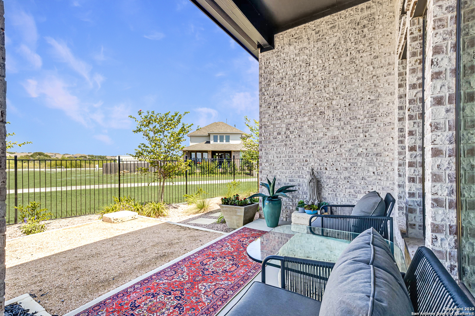 main property photo 35