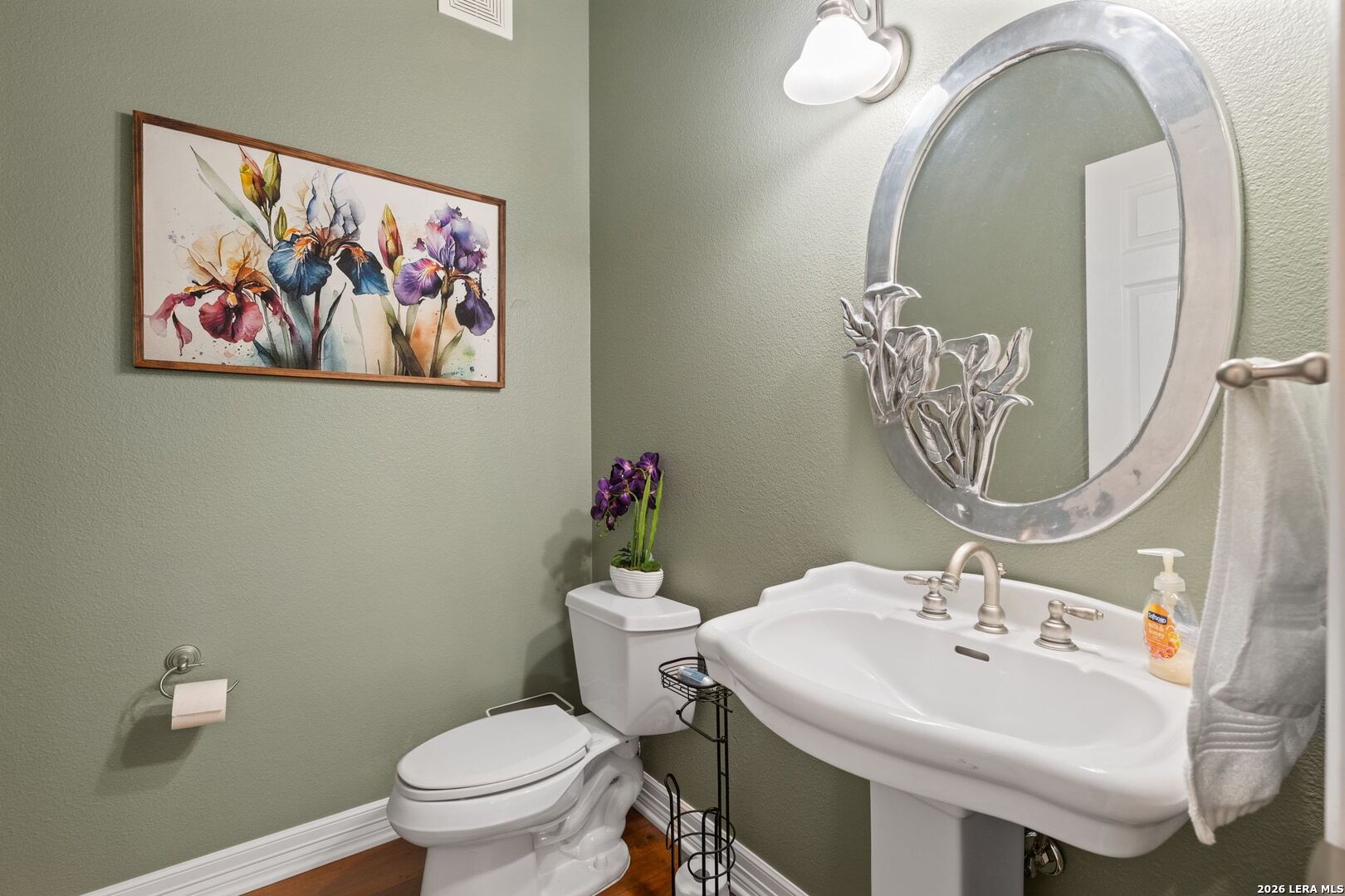 main property photo 20